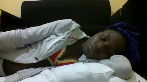 sweetvallerie online show from 10.28.25