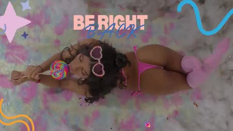 sweetviolet___ online show from 12.14.25