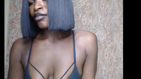 Snapshot of sweetxxboobsx chatting on 09.27.25 sweetxxboobsx online show from 09.27.25