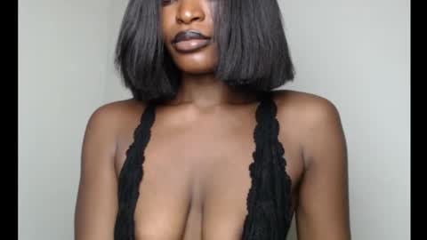 Snapshot of sweetxxboobsx chatting on 11.02.25 sweetxxboobsx online show from 11.02.25