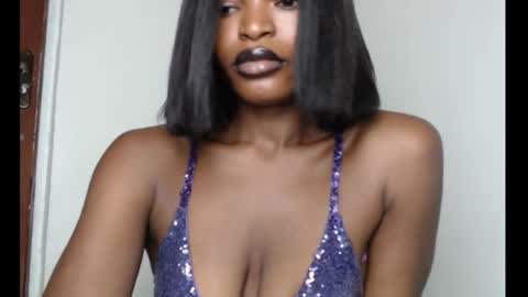 Snapshot of sweetxxboobsx chatting on 11.12.25 sweetxxboobsx online show from 11.12.25