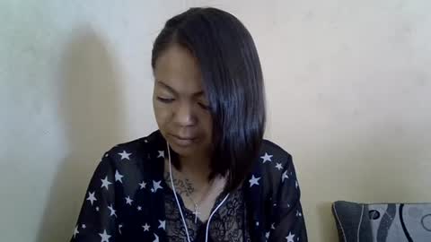 Snapshot of sweety_angel_7 chatting on 10.06.25 Sarah online show from 10.06.25