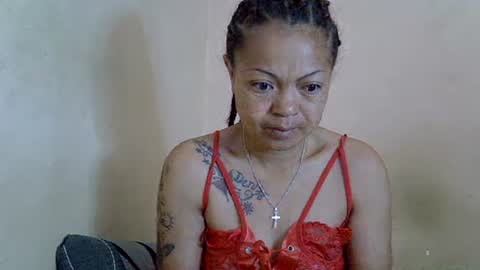 Snapshot of sweety_angel_7 chatting on 10.15.25 Sarah online show from 10.15.25