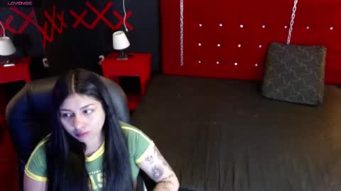 Ashley 3 online show from 01.18.25