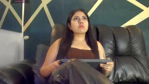 Ashley 3 online show from 02.22.25
