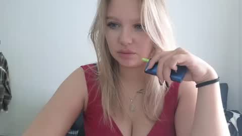 Snapshot of sweety_bettyyy chatting on 07.24.26 Betty online show from 07.24.26