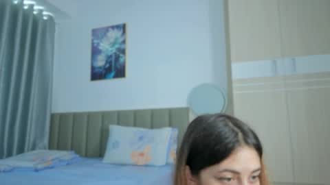 Snapshot of sweety_vikky chatting on 05.22.26 Vikky online show from 05.22.26