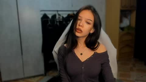 Snapshot of sweetydeviliya chatting on 05.15.26 sweetydeviliya online show from 05.15.26