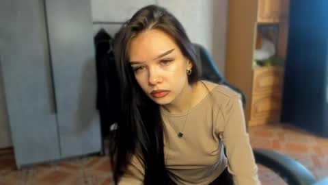 Snapshot of sweetydeviliya chatting on 05.17.26 sweetydeviliya online show from 05.17.26