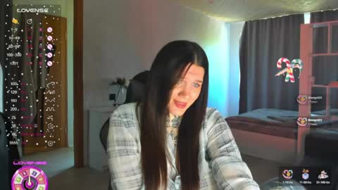 Snapshot of sweetyladiy chatting on 05.14.26 Aiza online show from 05.14.26