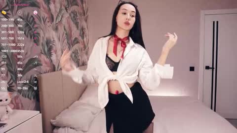 Snapshot of sweetyoops chatting on 10.05.25 Astrid online show from 10.05.25