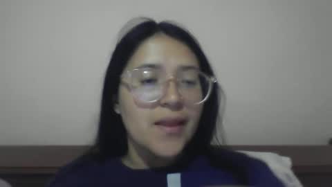 sweetyypeach online show from 12.11.24