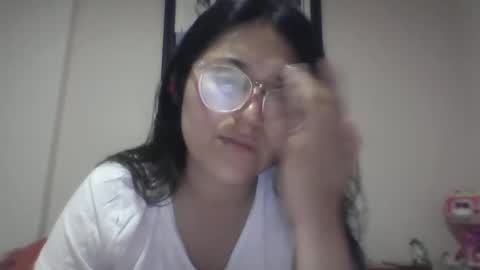 sweetyypeach online show from 12.16.24