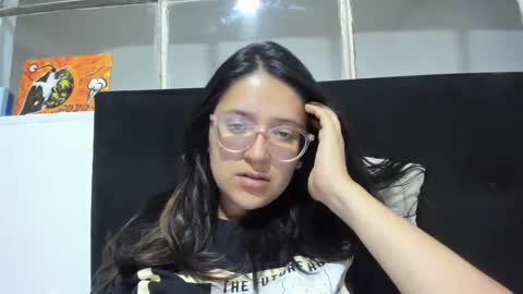 sweetyypeach online show from 01.13.25