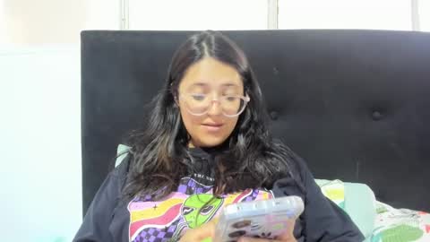 sweetyypeach online show from 01.30.25