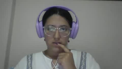 sweetyypeach online show from 02.23.25