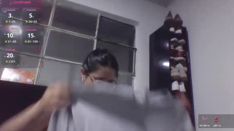 sweetyypeach online show from 09.22.25