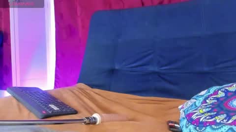 tina 3 online time from 9  to 4  online show from 04.02.26