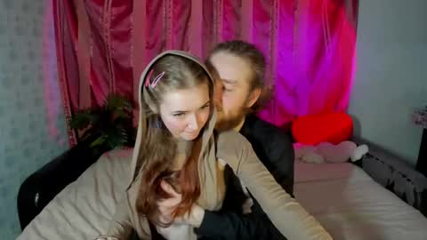 Snapshot of swiity_room_ chatting on 04.21.26 Slavik Vikulik online show from 04.21.26
