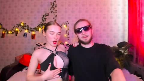 Snapshot of swiity_room_ chatting on 05.10.26 Slavik Vikulik online show from 05.10.26