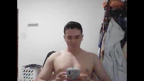 Nadador Latino online show from 04.19.26