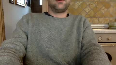 Snapshot of swissix chatting on 02.08.25 Rocco online show from 02.08.25