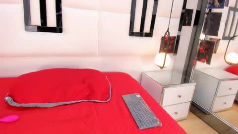 switchalixxon online show from 01.30.25