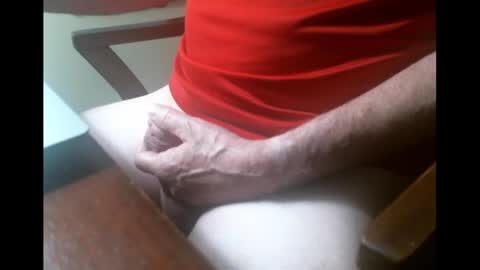 Snapshot of swizzle__stick chatting on 10.09.25 will jeffers online show from 10.09.25