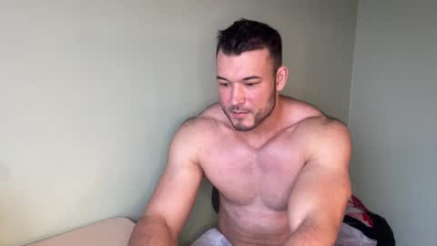 Snapshot of swordmansoul chatting on 11.08.25 swordmansoul online show from 11.08.25