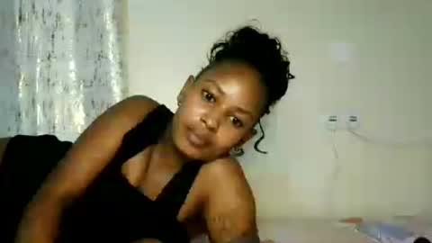Snapshot of swt_bby chatting on 06.14.26 swt_bby online show from 06.14.26