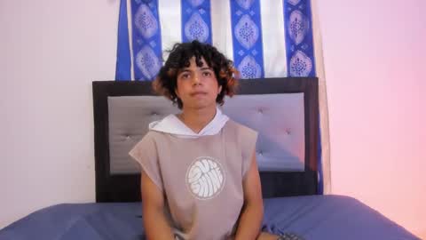 swwet_boy online show from 12.15.24