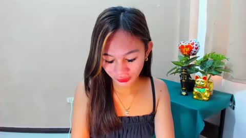 Snapshot of swyt_jane chatting on 10.03.25 swyt_jane online show from 10.03.25