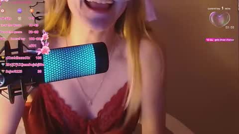 Snapshot of sydney_max chatting on 09.26.25 Milena online show from 09.26.25