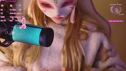 Snapshot of sydney_max chatting on 10.21.25 Milena online show from 10.21.25