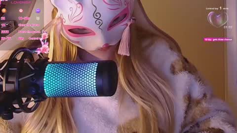 Snapshot of sydney_max chatting on 10.24.25 Milena online show from 10.24.25