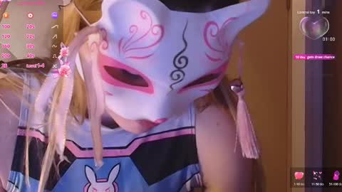 Snapshot of sydney_max chatting on 10.26.25 Milena online show from 10.26.25