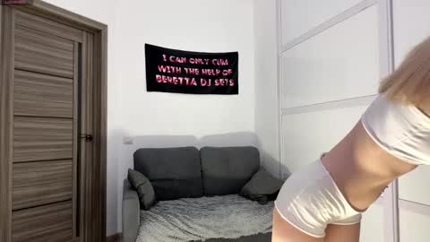 Mona online show from 02.23.26