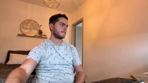 syl092 online show from 04.17.26