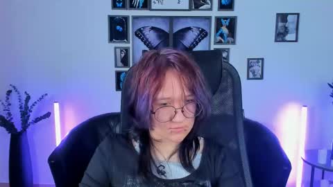 syllviareed online show from 01.11.26