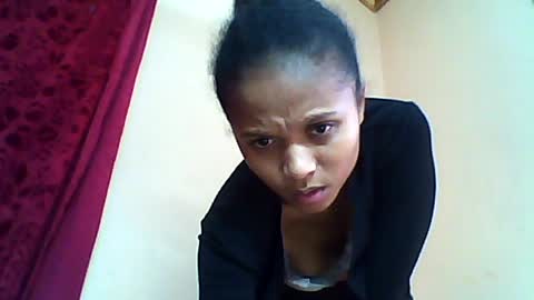 Snapshot of sylvaniah01 chatting on 05.31.26 sylvaniah01 online show from 05.31.26