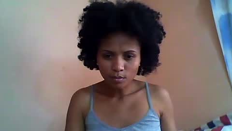 Snapshot of sylvaniah01 chatting on 06.17.26 sylvaniah01 online show from 06.17.26
