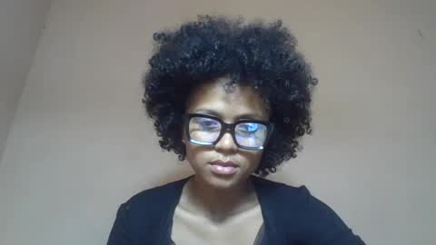 Snapshot of sylvaniah01 chatting on 07.18.26 sylvaniah01 online show from 07.18.26