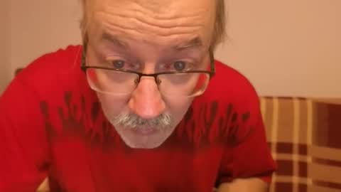 Snapshot of szaszinno6669068 chatting on 09.10.25 szaszinno6669068 online show from 09.10.25