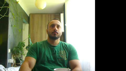 Snapshot of t_huracane chatting on 05.27.26 Huracane online show from 05.27.26