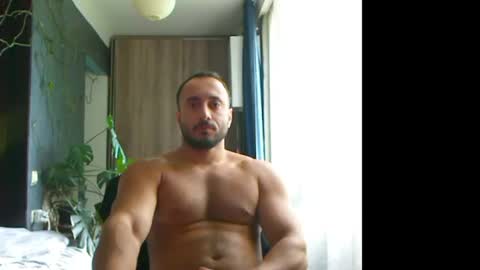 Snapshot of t_huracane chatting on 07.19.26 Huracane online show from 07.19.26