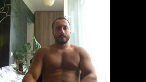 Snapshot of t_huracane chatting on 07.29.26 Huracane online show from 07.29.26