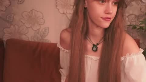 Snapshot of t_tragedienne chatting on 07.13.26 Heeey im Helena3 -- fav555100333 -- pvts only premium and after my public show 3 online show from 07.13.26
