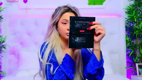 Snapshot of taahiraarabian chatting on 11.07.25 Arianna online show from 11.07.25