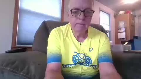 Snapshot of tacrunner66_ chatting on 10.10.25 tacrunner66_ online show from 10.10.25