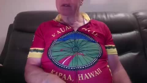 Snapshot of tacrunner66_ chatting on 10.11.25 tacrunner66_ online show from 10.11.25